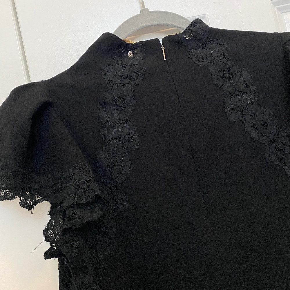 BLACK LACE DETAIL FANCY TOP - Picture 6 of 6